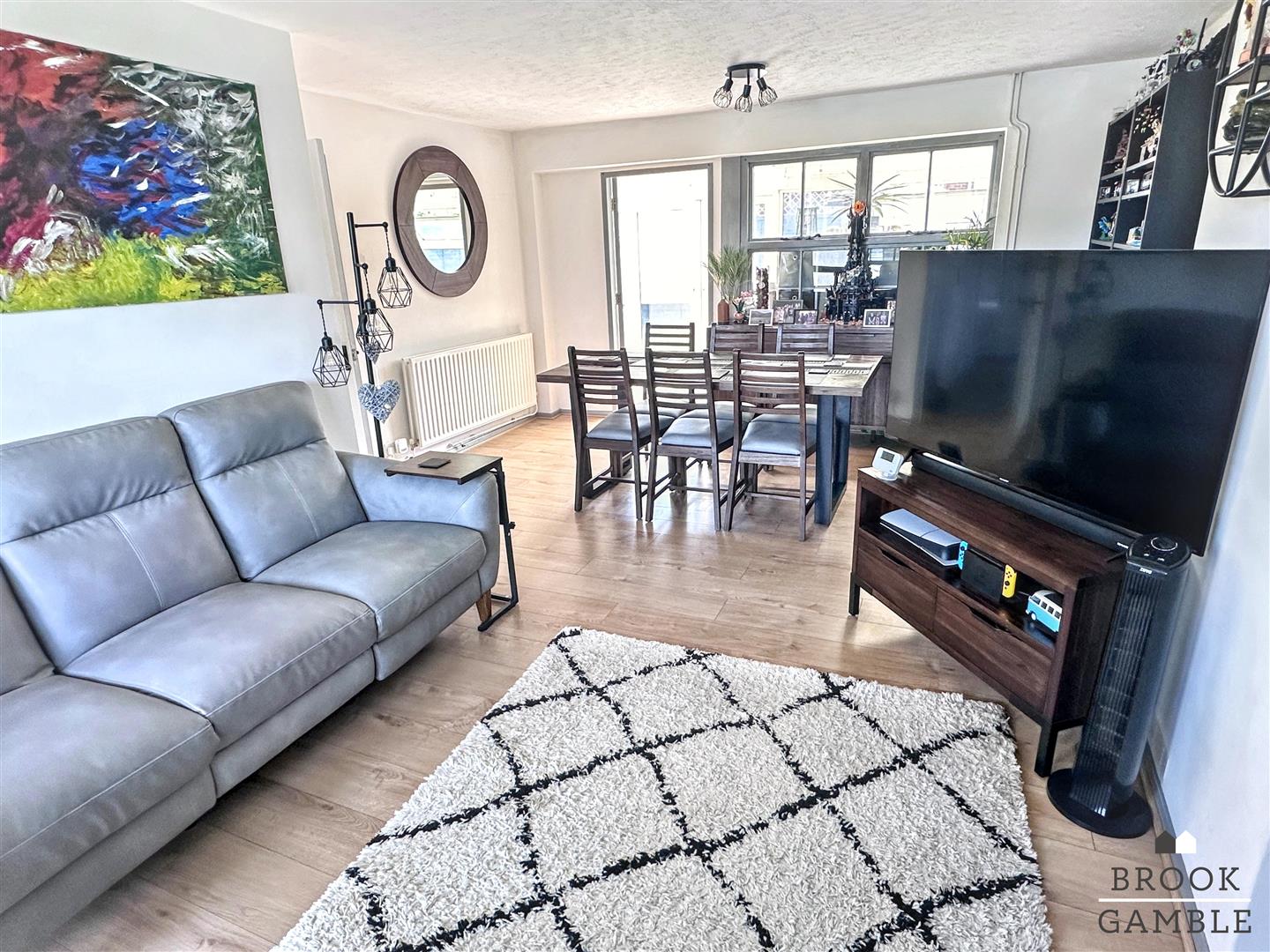 2 Bedroom Bungalow. Short Brow Close in Eastbourne,  3